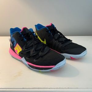 Kyrie V ‘Just Do It’ (boys)